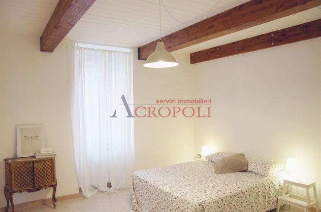 BRACCIANO CENTRO – Appartamento panoramico su due livelli - Foto 5