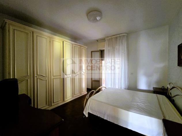 PORZIONE DI BIFAMILIARE CON GARAGE E TERRENO - Foto 18