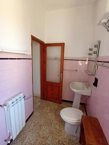 APPARTAMENTO di 4 vani e di 82 mq (GAMBASSI TERME) rif. G 26 - Foto 17