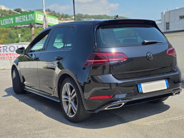 Volkswagen Golf 1.5 TSI ACT 5p. Sport R line - Foto 4