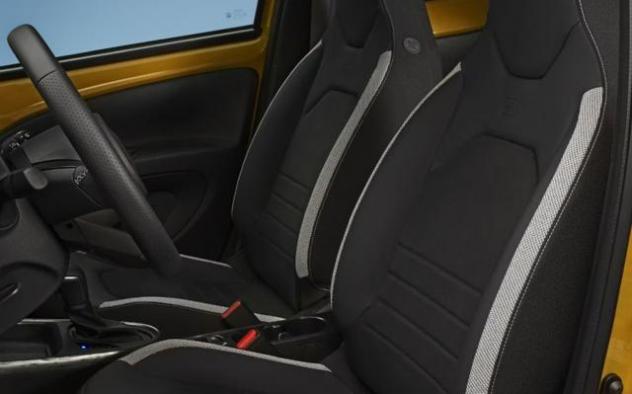TOYOTA Aygo X 1.5 FULL HYBRID 115 MC 26 GR SPORT rif. 22952074 - Foto 4