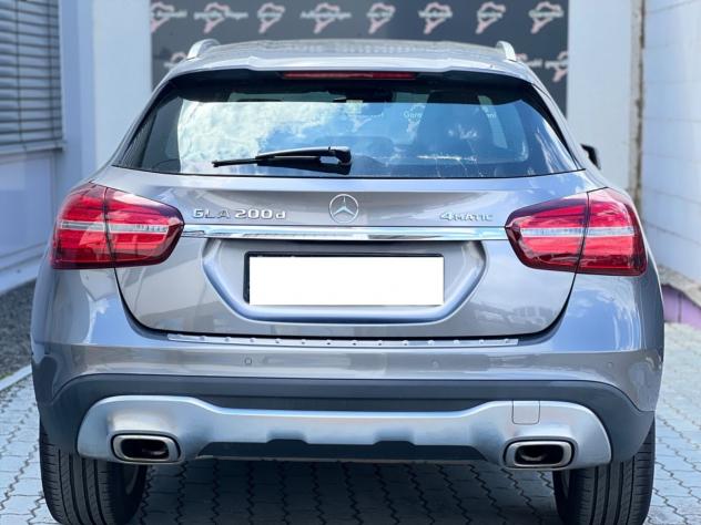 Mercedes-Benz GLA 200d Aut/4 MATIC /Navi/Cam/LED/KeyGo/SHZ/T-Leather/Temp - Foto 4