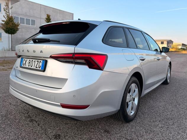 Skoda Octavia 1.5 G-TEC DSG Wagon Executive - Foto 10