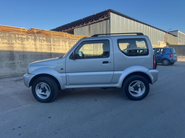 Suzuki Jimny 1.3i 16V cat 4WD con CLIMA AUTOMATICO - Foto 10
