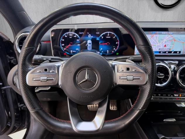 Mercedes-Benz Classe A a180d Premium AMG 116cv - PROMO - Foto 10