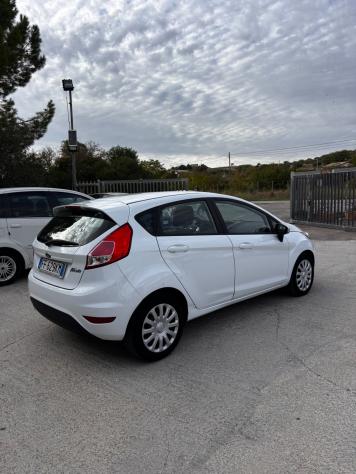 Ford Fiesta 1.5 TDCi 75CV 5 porte Titanium - Foto 3