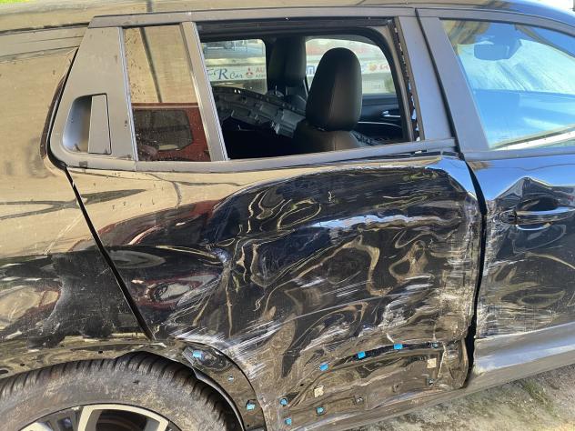 Jeep Avenger 1.2 Turbo 100 CV Summit - VETTURA INCIDENTATA - Foto 8