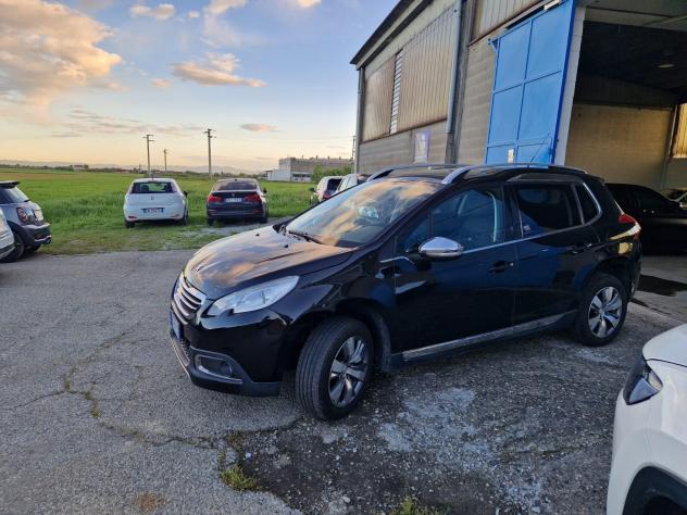 Peugeot 2008 1.2 VTi 82CV Allure - Foto 6