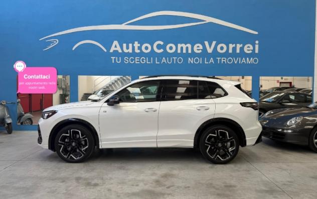VOLKSWAGEN Tiguan 3ª serie Tiguan 2.0 TDI 150 CV DSG R-Line - Foto 2
