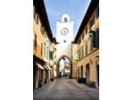 BORGO S LORENZO Fondo commerciale mq 130 VETRINE