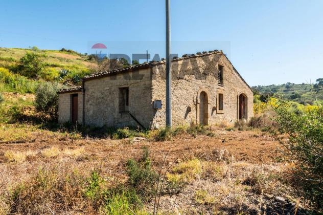 Cascina/Casale in vendita a Caltagirone, Piano San Paolo