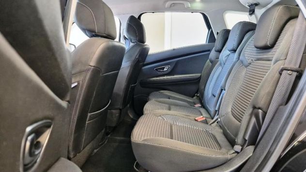 Renault Scenic 1.5 dCi 110 CV S&S Energy Business - Foto 7