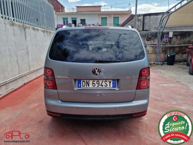 VOLKSWAGEN Touran 2.0 TDI 170CV DPF DSG Highline rif. 16659992 - Foto 5