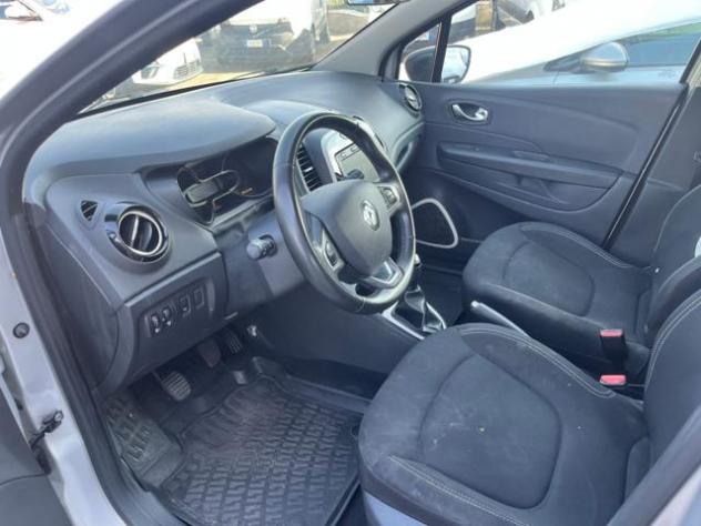 RENAULT Captur dCi 8V 90 CV EDC Initiale Paris rif. 24160552 - Foto 6