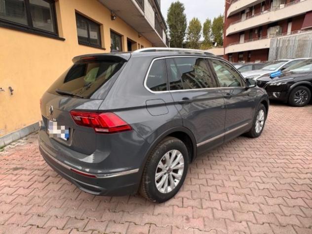 VOLKSWAGEN Tiguan 2.0 TDI 150 CV SCR DSG Life rif. 24162604 - Foto 4