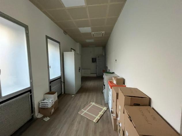 NEGOZIO 5 VETRINE OPNE SPACE - Foto 10