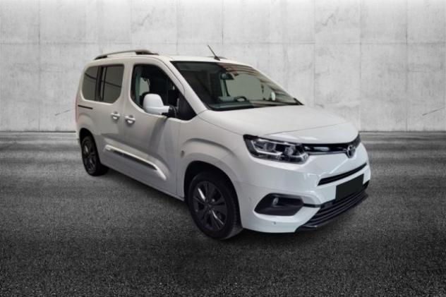 TOYOTA Proace City Verso 1.5D 130 CV S&S L1 Executive rif. 23757285 - Foto 2