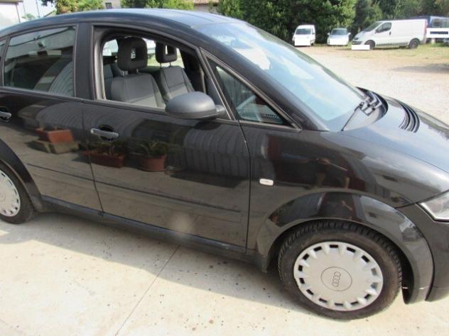 Audi A2 1.4 TDI Comfort ADATTA A NEOPATENTATI - Foto 2