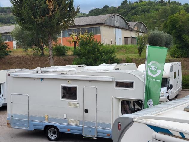 CAMPER RIMOR FORD MANSARDATO GARAGE 6 POSTI LETTO GEMELLATO POSTERIORE CONDIZIONATORE GENERALI USATO - Foto 5