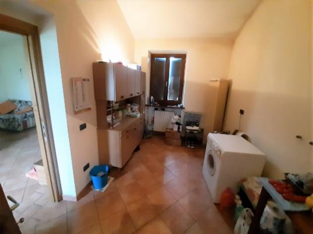 Orvieto (Loc. La Svolta) - Vendesi abitazione indipendente divisibile in due appartamenti con terreno e annesso - Foto 5
