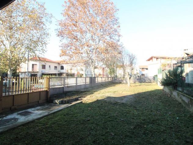 Porzione di casa semi indipendente da ristrutturare con giardino a Sovico - Foto 14