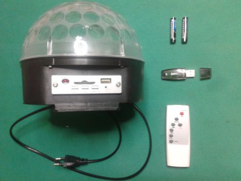 PROIETTORE DI EFFETTI LUCE RGB CRISTAL MAGIC BALL CON AMPLIFICATORE - Foto 2