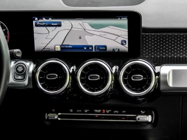 MERCEDES GLB (X247) GLB 180 Automatic Progressive Advanced - Foto 10