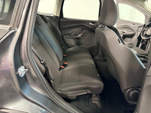 Ford Kuga 1.5 EcoBoost 120 CV S&S 2WD Business - Foto 9
