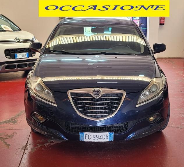 Lancia Delta 1.9 MJT Twinturbo DPF Oro - Foto 2
