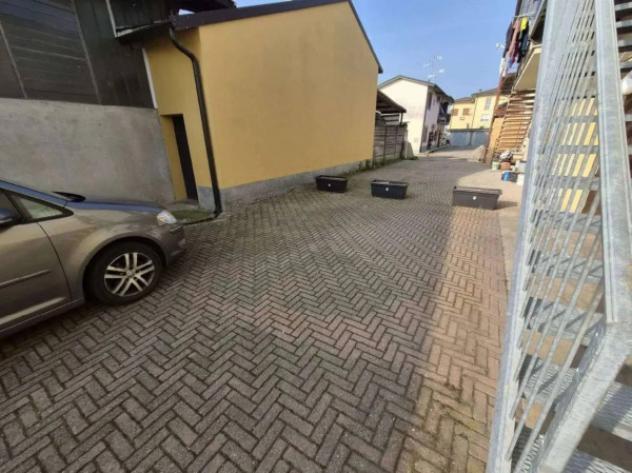 Immobile in asta di 50 m², box auto in vendita a Caselle Lurani - Foto 2