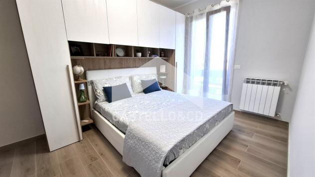 Trilocalino ristrutturato con box doppio - Foto 13