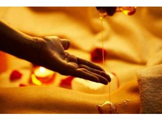 Massaggi - benessere Reggio nell'Emilia - MASSAGGIATORE Per donne Tel:3887523356