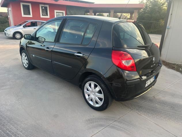Renault Clio 1.2 - Foto 5