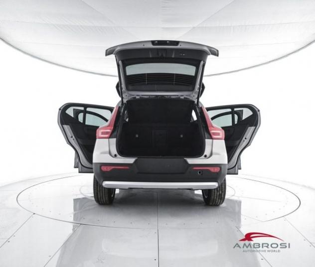 VOLVO XC40 B3 Mild hybrid Benzina Core rif. 23401356 - Foto 7