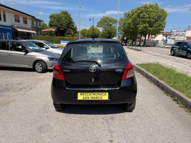 TOYOTA - Yaris - 1.3 5p. Navi #UNICOPROPRIETARIO - Foto 5