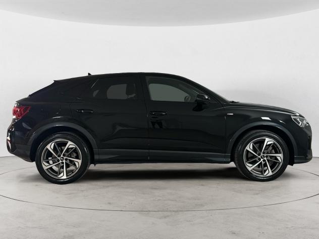 Audi Q3 Sportback Q3 Sportback 40 TDI quattro S tronic Quattro Edition - Foto 4