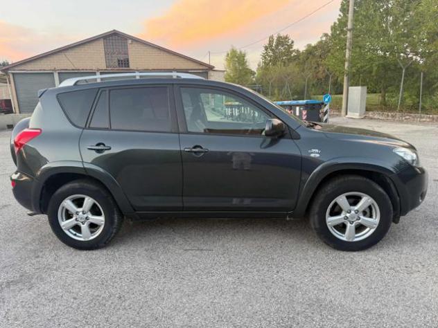 TOYOTA RAV 4 MY23 RAV4 2.2 D-4D 177 CV Luxury rif. 24065358 - Foto 7