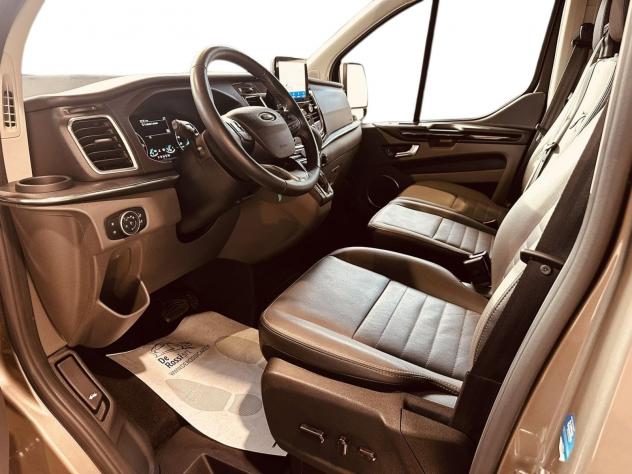 Ford Tourneo Custom Tourneo Custum 320 2.0 EcoBlue 130CV PC Titanium - Foto 7