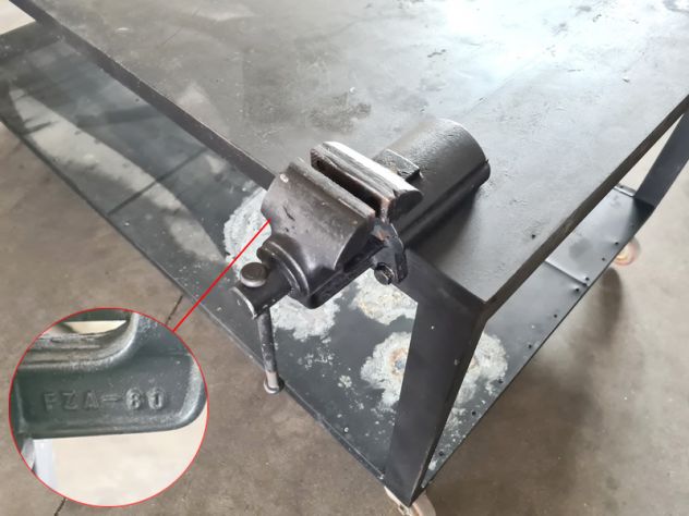 TAVOLO DA OFFICINA CON MORSA USATO - Foto 2