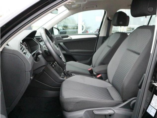 Volkswagen Tiguan 2.0 TDI DSG BUSINESS VIRTUAL COCK NAVI PRO PDC 17 - Foto 7