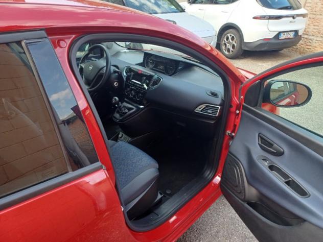 Lancia Ypsilon 1.0 firefly hybrid Gold s&s 70cv 5p.ti - Foto 4