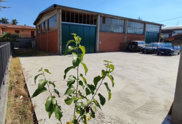 URGNANO AFFITTASI CAPANNONE 170 MQ VIA PROVINCIALE - Foto 3