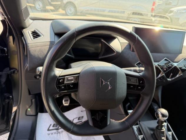 DS AUTOMOBILES DS 3 Crossback PureTech 100 Performance Line rif. 23746347 - Foto 10