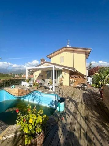 Villa in vendita a Lido di Camaiore - Camaiore 180 mq Rif: 1363395