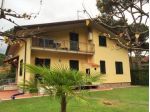 Villa in vendita a Poveromo - Massa 250 mq  Rif: 909086