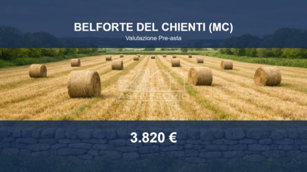 Immobile in asta di 6500 m² in vendita a Belforte del Chienti