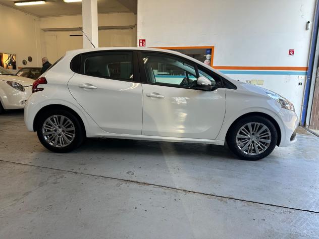 Peugeot 208 BlueHDi 75 5 porte Allure - Foto 3