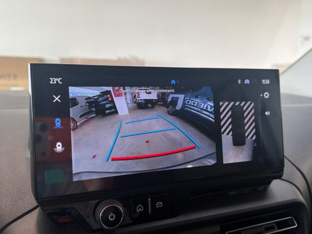 Toyota Proace City Verso 1.5D 130Cv S&S A/T L2 D Luxury - Foto 10