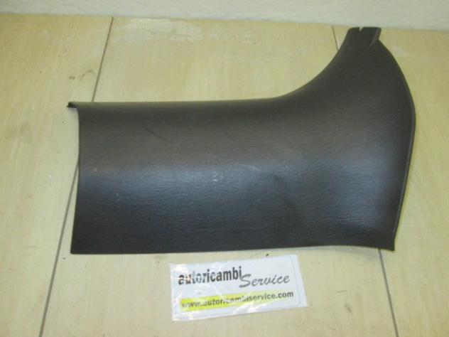 5FA78LAZAE RIVESTIMENTO MONTANTE POSTERIORE SINISTRO JEEP GRAND CHEROKEE 4.7 G 4X4 164KW AUT 5P (2000) RICAMBIO USATO