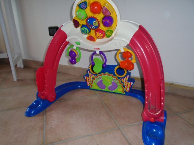 VENDO GIOSTRA GIREVOLE,MUSICALE E LUMINOSA - Foto 4